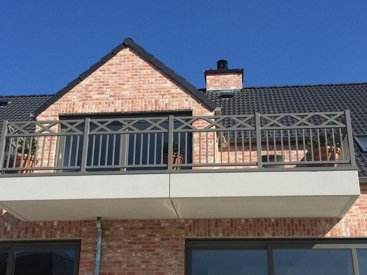 Zen Op Vakantie - Zen Aan De Gavers Onkerzele Kültér fotó